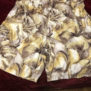 Men’s board shorts.